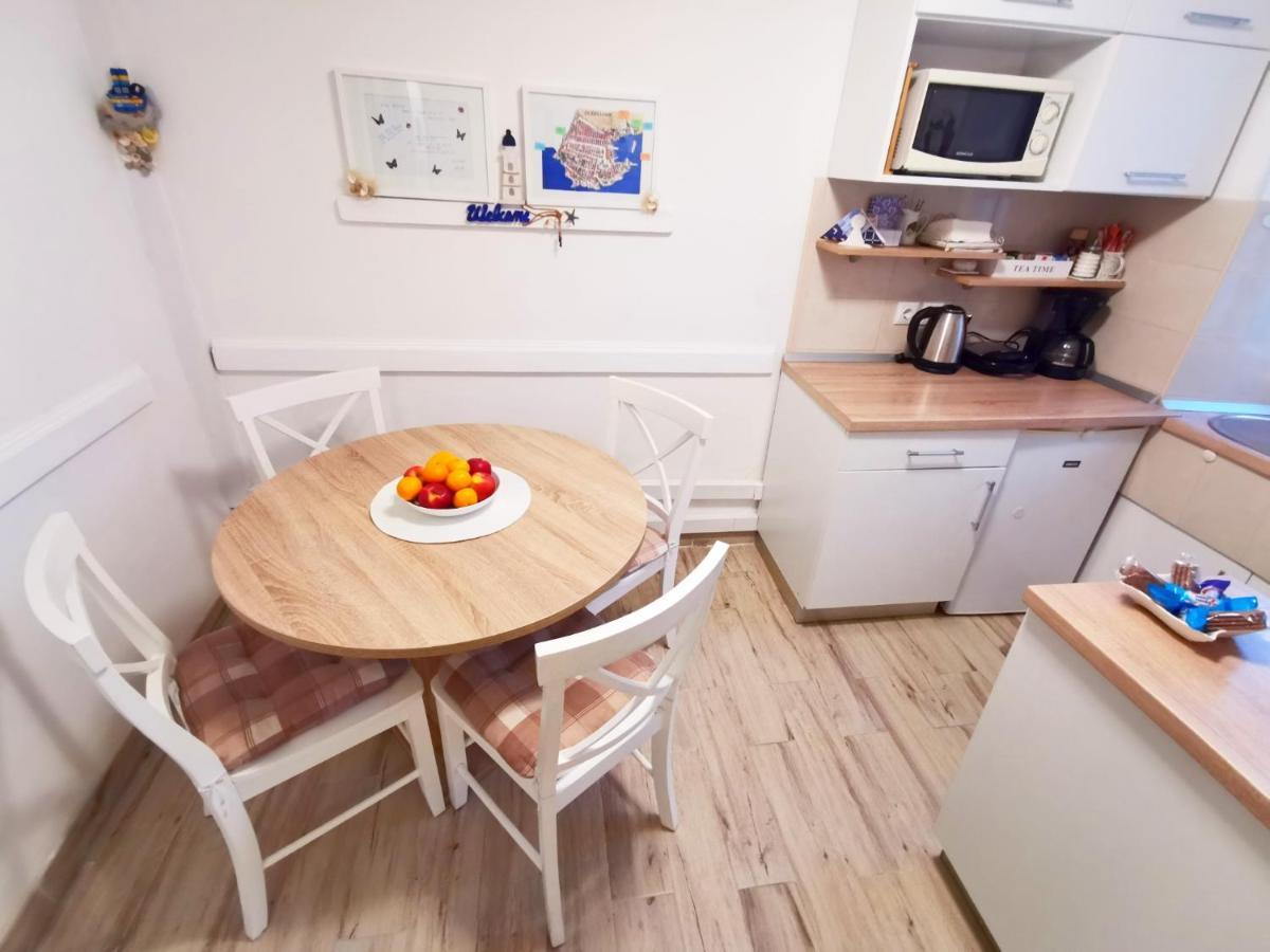 Old Town Apartment Theo Ragusa Esterno foto